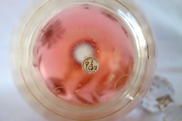 Carafe à liqueur forme boule en cristal de Baccarat orange rehaussée à l'or fin