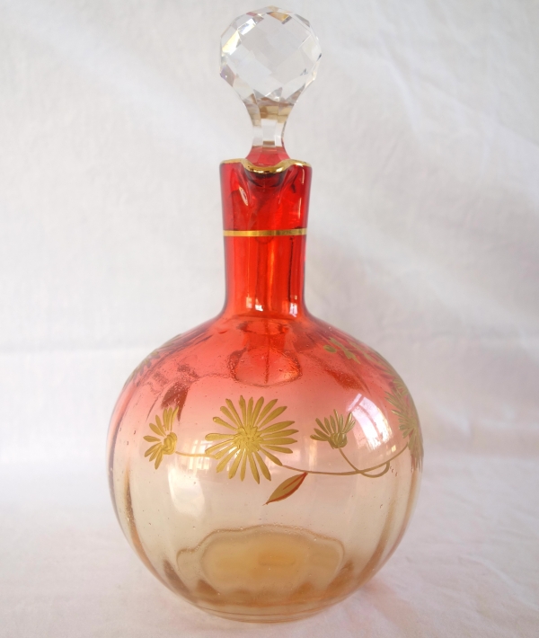 Carafe à liqueur forme boule en cristal de Baccarat orange rehaussée à l'or fin