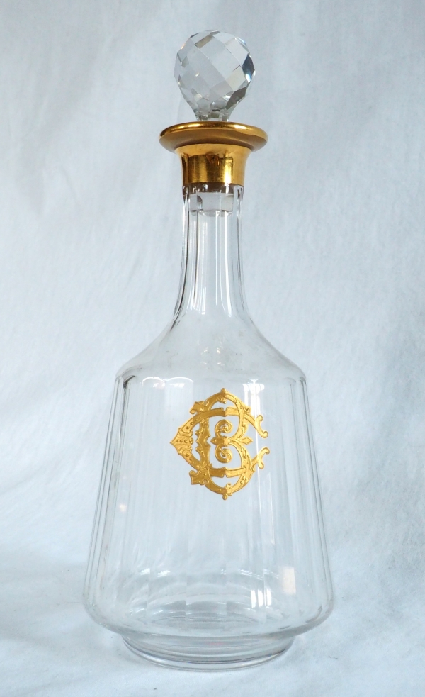 Carafe à liqueur en cristal de Baccarat doré à l'or fin, modèle Chicago - monogramme CB