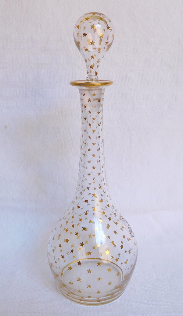 Carafe à liqueur en cristal de Baccarat doré à l'or fin, motif étoilé, monogramme JA