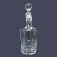Carafe à liqueur en cristal de Baccarat, modèle Nancy, rare format cylindrique 