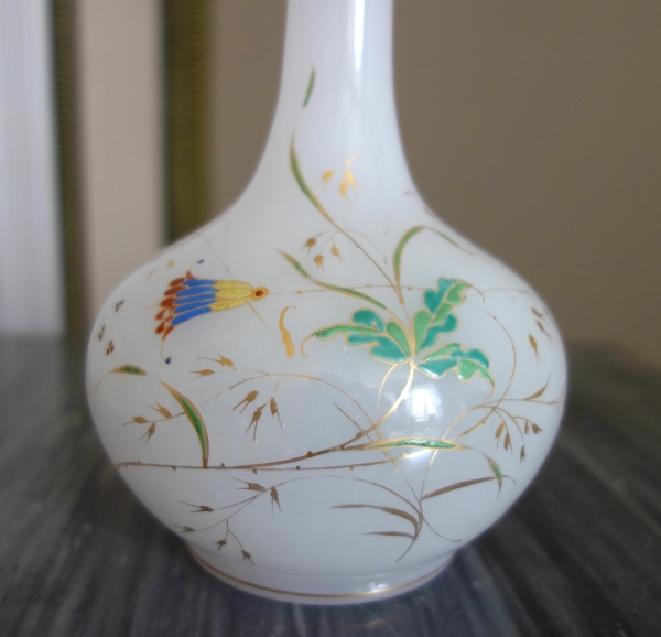 Baccarat crystal : opaline wine bottle, japanese-style enamelled and gilt pattern