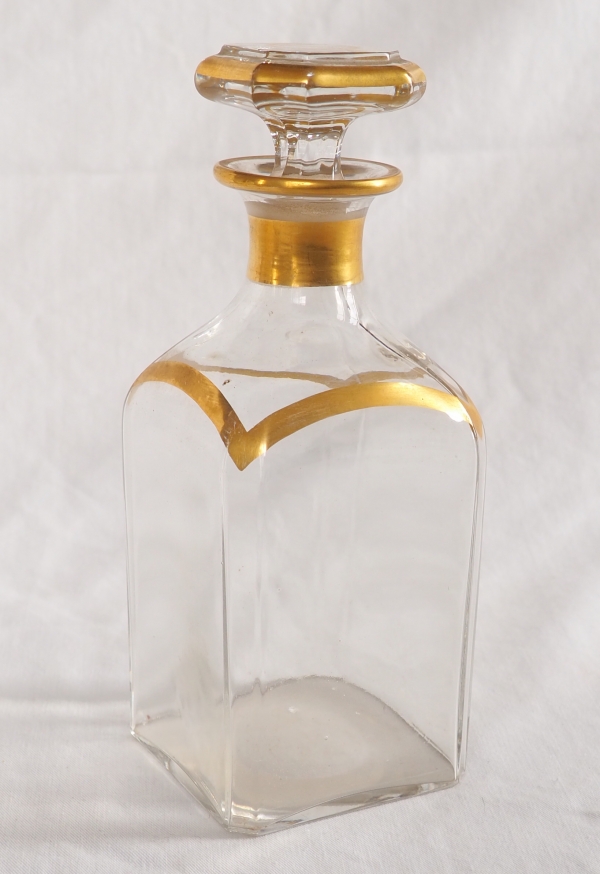 Baccarat crystal liquor decanter / whiskey bottle enhanced with fine gold, 19th century circa 1880