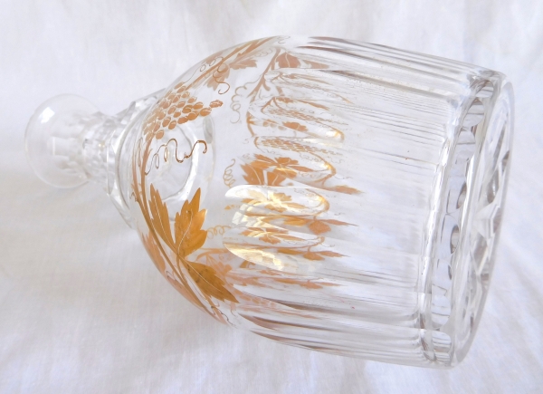 Carafe à whisky ou cognac en cristal de Baccarat taillé et doré - époque 1860
