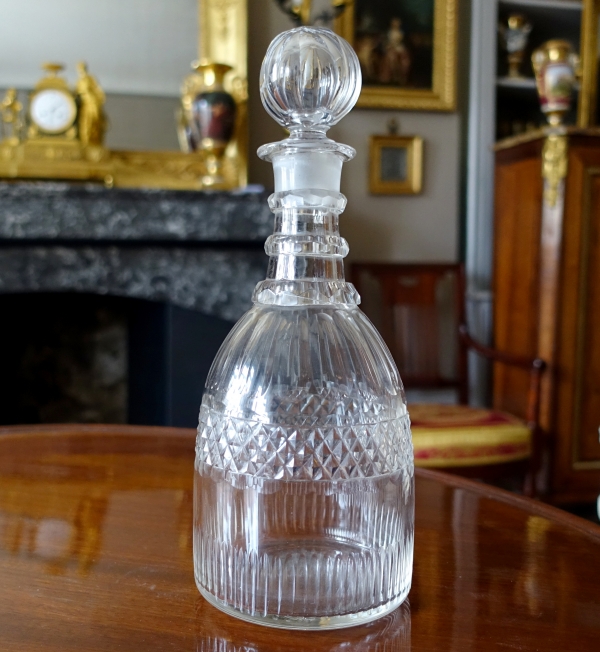 Carafe à whisky ou cognac en cristal du Creusot taillé - vers 1830