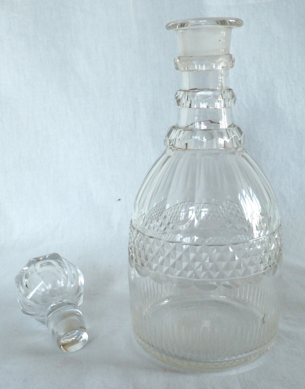 Carafe à whisky ou cognac en cristal du Creusot taillé - vers 1830