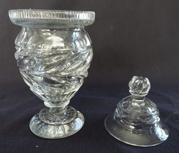 Le Creusot : confiturier balustre en cristal taillé, XIXe siècle époque Charles X - 19,8cm
