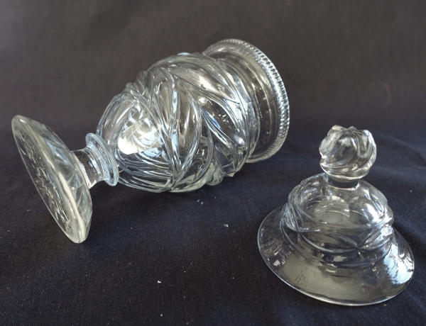Le Creusot : confiturier balustre en cristal taillé, XIXe siècle époque Charles X - 19,8cm
