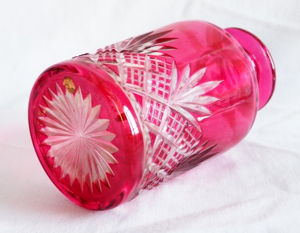 Antique French Baccarat crystal perfume bottle, pink overlay crystal, Douai pattern - 15.8cm