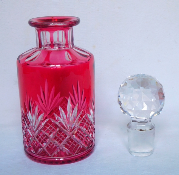 Antique French Baccarat crystal perfume bottle, pink overlay crystal, Douai pattern - 19.2cm