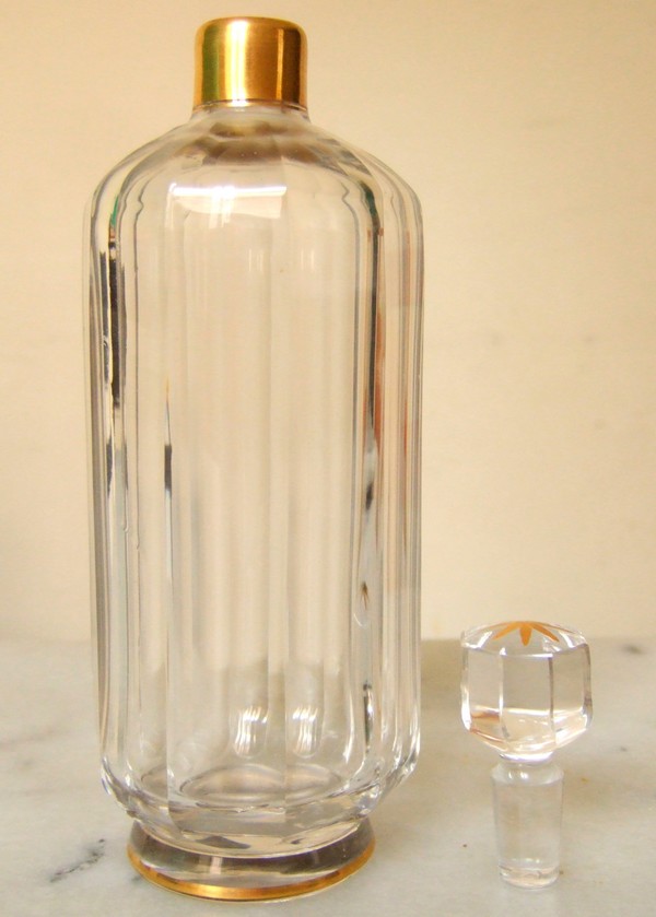 Baccarat crystal liquor decanter, Malmaison pattern enhanced with fine gold