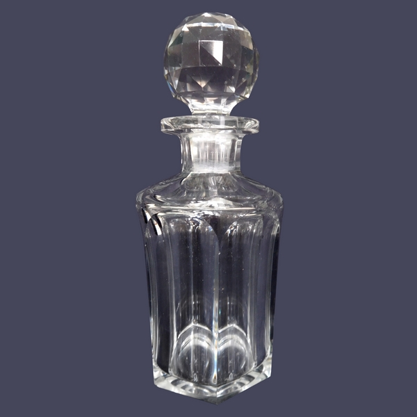 Grand flacon à parfum ou flacon à whisky en cristal de Baccarat, modèle Malmaison - 20,8cm