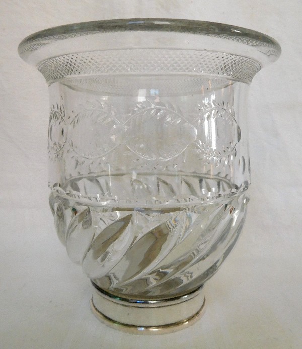 Vase en cristal de Baccarat et bronze argenté, modèle du Musée de Baccarat