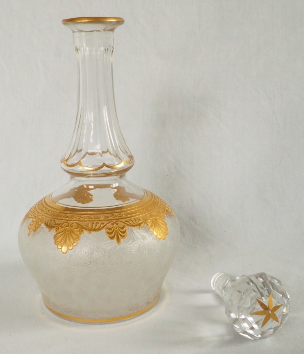 St Louis crystal liquor bottle enhanced with fine gold - Empire style - Nelly pattern