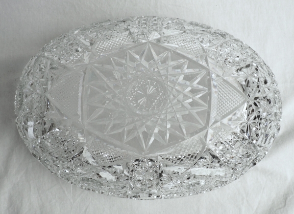 Large Baccarat crystal serving bowl or table centerpiece