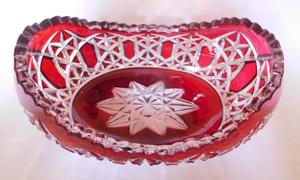 Baccarat crystal jardiniere / table centerpiece, Juigne pattern, red overlay crystal