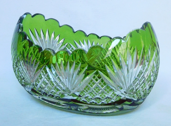 Jardinière en cristal de Saint Louis, cristal overlay vert chartreuse
