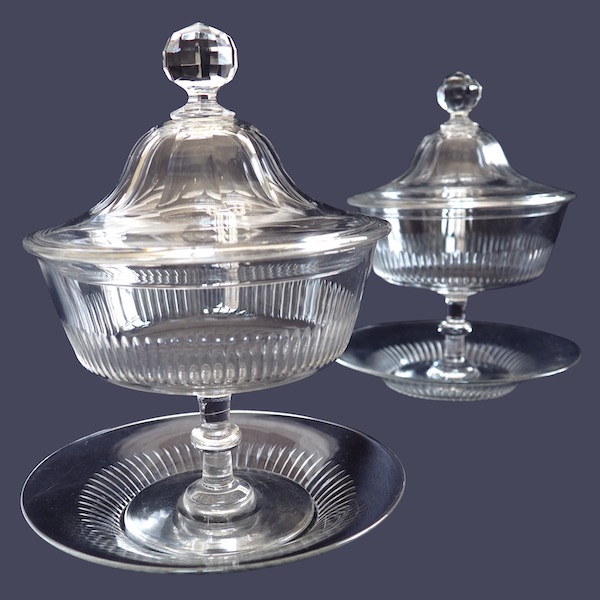 Paire de drageoirs en cristal de Baccarat, modèle à côtes creuses