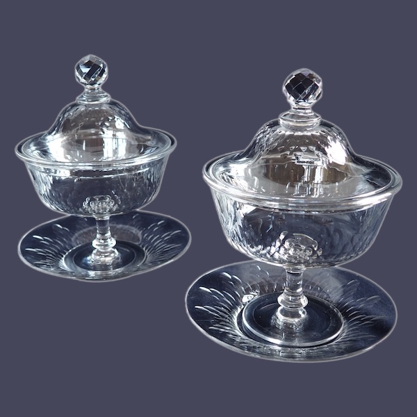 Pair of Baccarat crystal drageoirs / candy boxes, Champigny Richelieu pattern