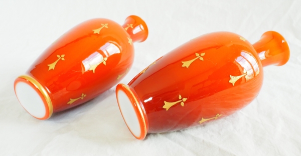 Baccarat : pair of orange opaline vases enhanced with fine gold - circa 1900