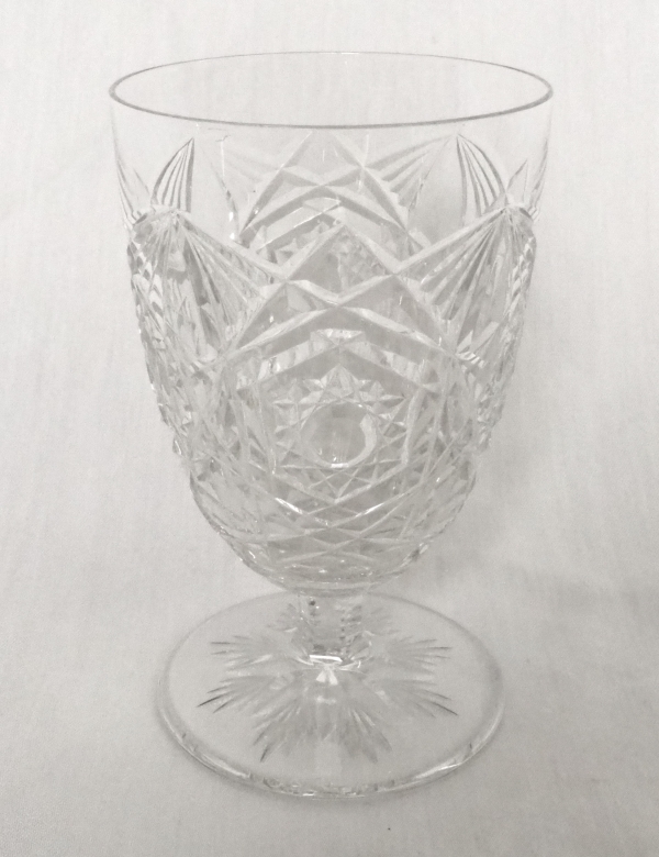 Petit vase en cristal de Baccarat, modèle Lagny - signé