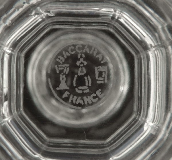 Paire de bougeoirs en cristal de Baccarat, modèle Harcourt - signés