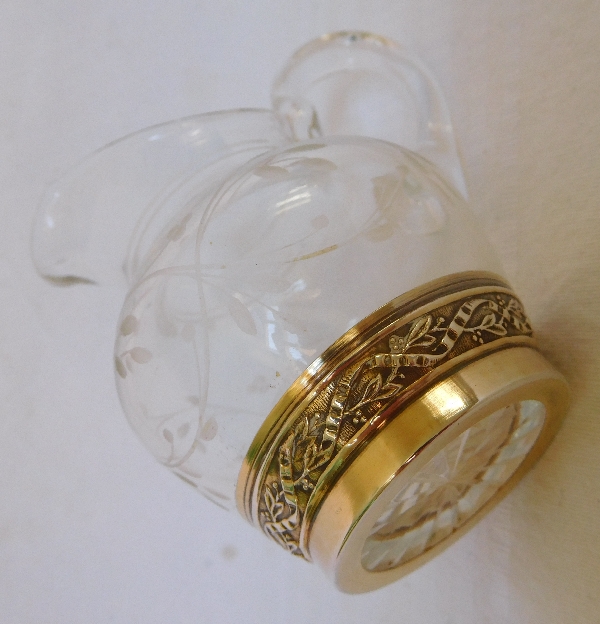 Charmant pot à lait / crème de style Louis XVI en cristal de Baccarat et vermeil, poinçon Minerve