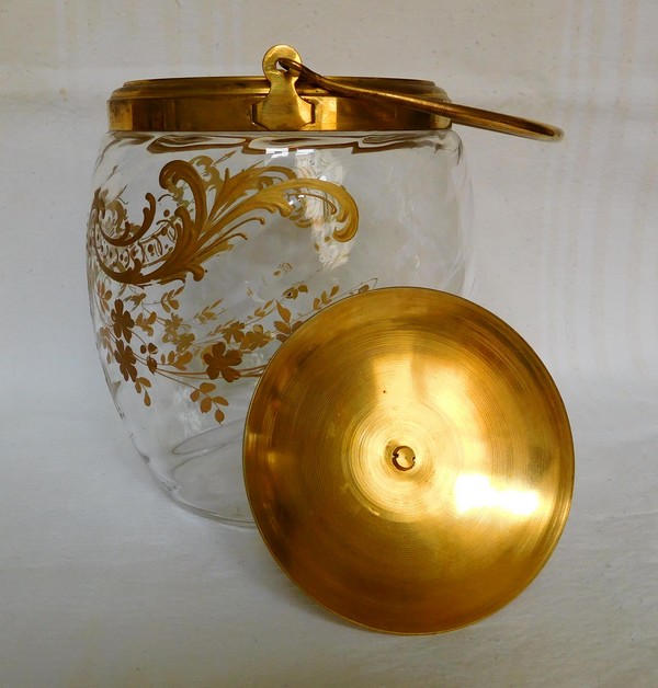 Seau à biscuit en cristal de Baccarat doré à l'or fin, décor de style Louis XV