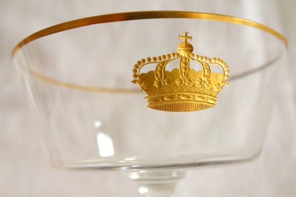 Service de verres 6 pièces en cristal de Baccarat gravé & doré couronne royale, étiquette papier