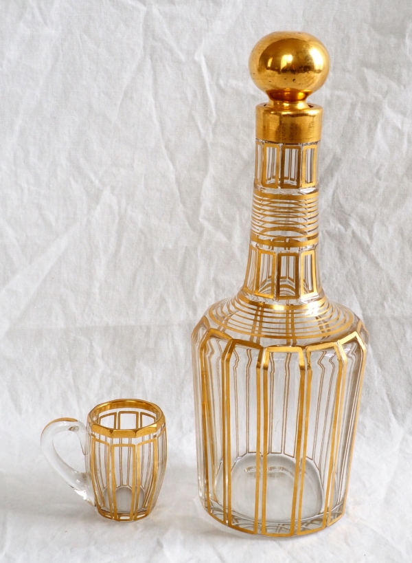 Baccarat crystal liquor set enhanced with fine gold, Cannelures pattern