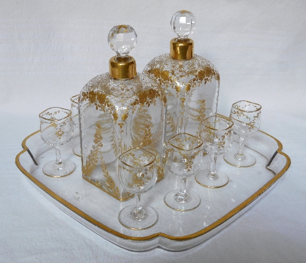 Baccarat crystal liquor set enhanced with fine gold - late 19th century - 11pcs