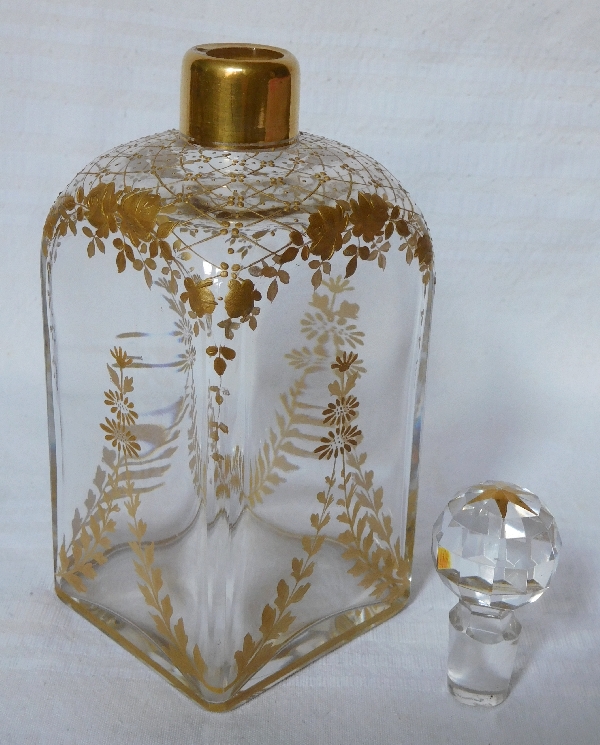 Baccarat crystal liquor set enhanced with fine gold - late 19th century - 11pcs