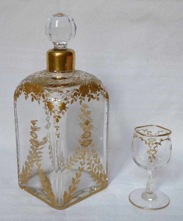 Service à liqueur en cristal de Baccarat doré à l'or fin, fin XIXe siècle, 11 pièces