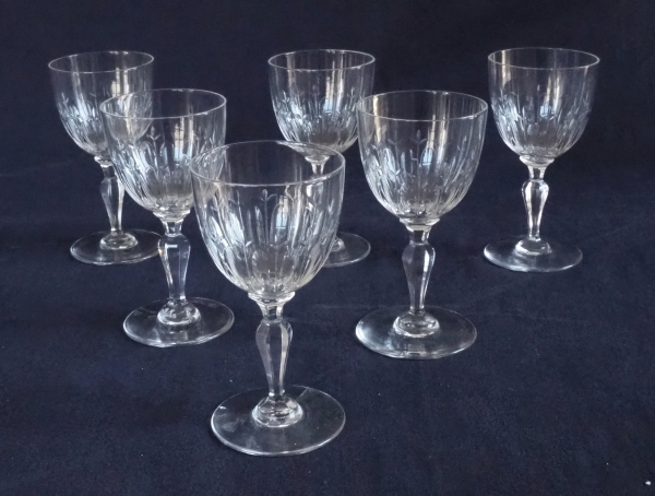 Service à porto en cristal de Baccarat taillé - modèle au décor Louis XVI