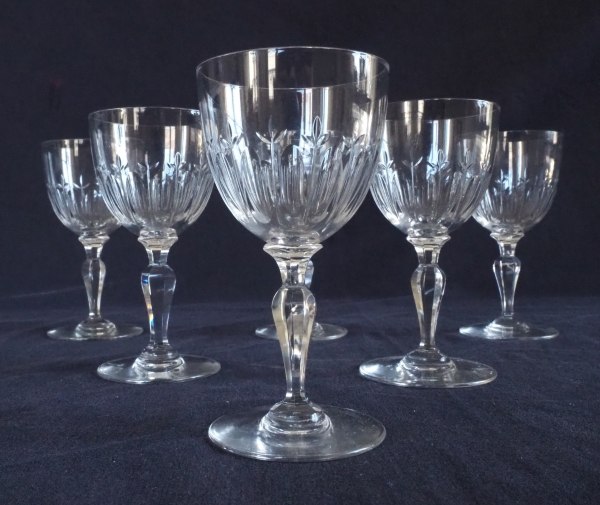 Service à porto en cristal de Baccarat taillé - modèle au décor Louis XVI
