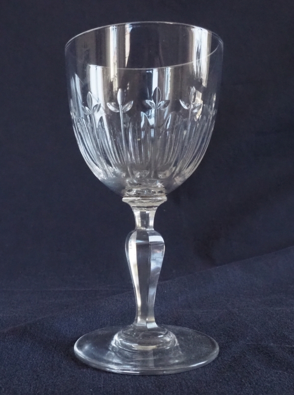 Service à porto en cristal de Baccarat taillé - modèle au décor Louis XVI