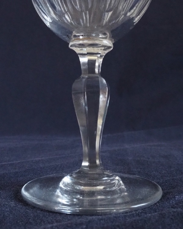 Service à porto en cristal de Baccarat taillé - modèle au décor Louis XVI