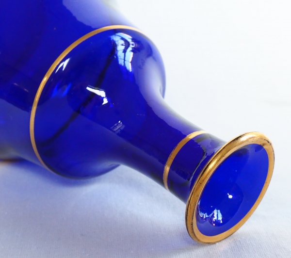 Service de nuit / verre d'eau en cristal de Baccarat bleu cobalt doré à l'or fin - Napoléon III
