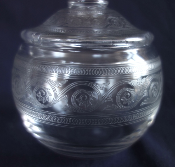 Service verre d'eau / service de nuit 5 pièces en cristal de Baccarat décor gravure Athenienne