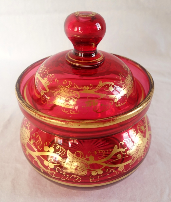 Baccarat crystal sugar pot enhanced with fine gold, Napoleon III period, 19th century