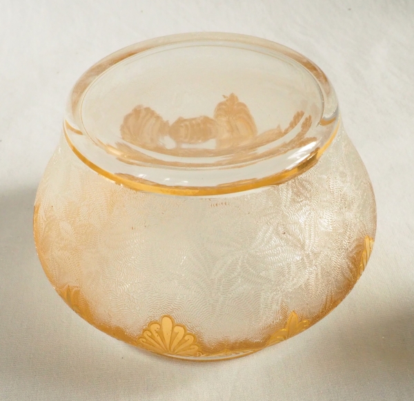 Sucrier en cristal de Saint Louis gravé et doré à l'or fin - modèle Nelly de style Empire