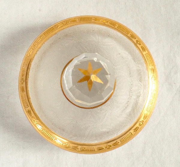 Sucrier en cristal de Saint Louis gravé et doré à l'or fin - modèle Nelly de style Empire