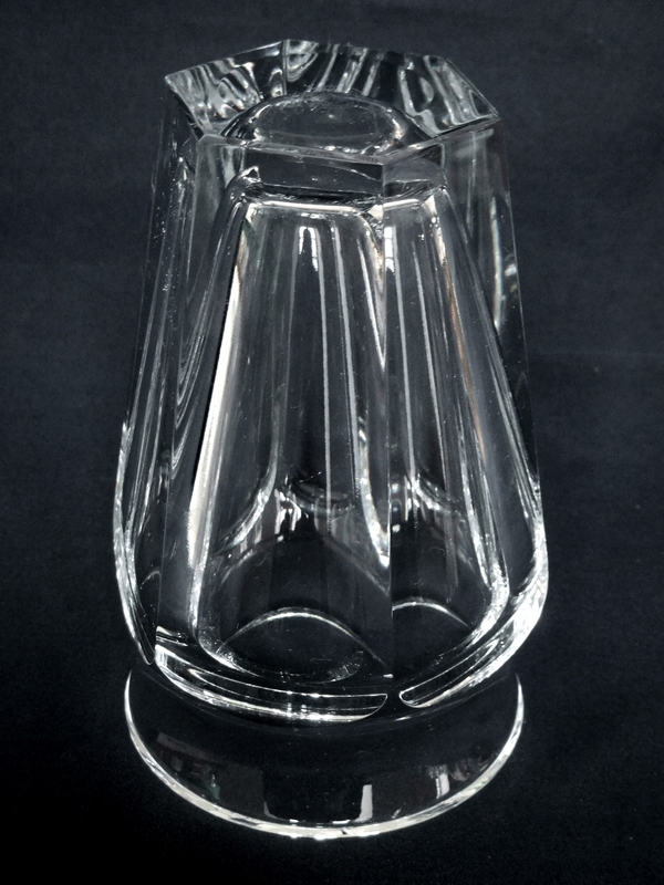 Vase en cristal de Baccarat, modèle Nelly - 12,9cm - signé