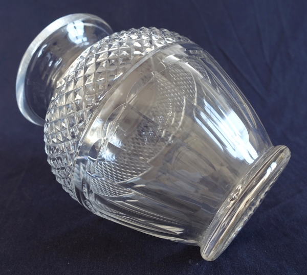 un vase boule en cristal de la cristallerie Waterford. VENDU - Les Puces de  Paris Saint-Ouen