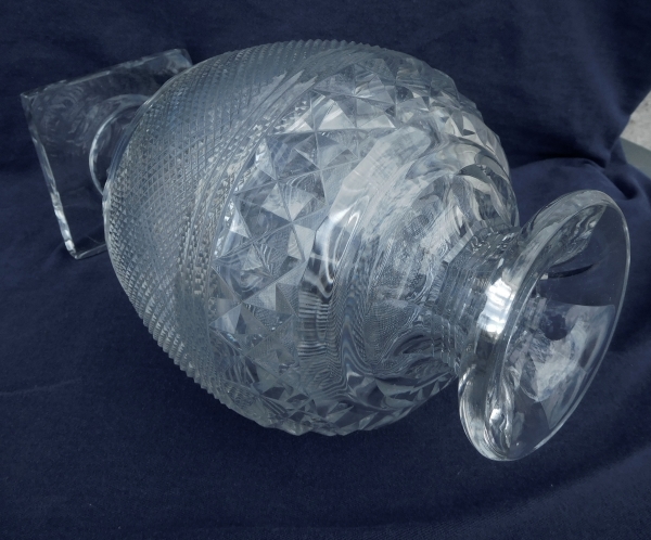 Large Baccarat crystal vase, 19th century style, Baccarat Museum signature