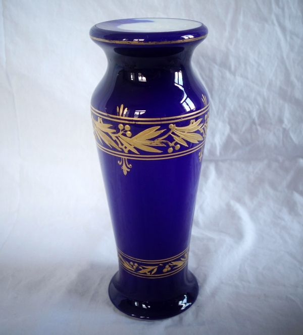 Baccarat - tall opalin and crystal vase, blue overlay cristal enhanced with fin gold - 25cm