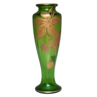 Grand vase en cristal de Baccarat vert olive, modèle Platanes doré à l'or fin
