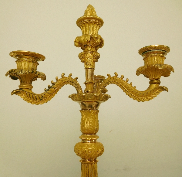 Paire de candélabres Empire en bronze doré au mercure, époque Restauration