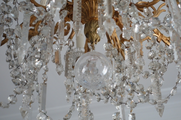 Grand lustre en bronze doré et cristal de Baccarat taillé - 12 feux - époque Napoléon III