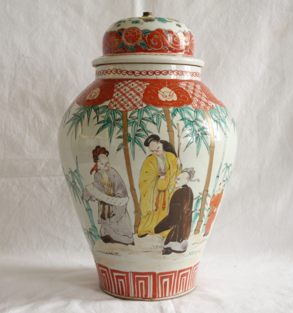 Lampe potiche en porcelaine de Chine, famille verte